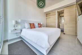 Oceanview Luxury Condo - Private Beach - Rooftpop